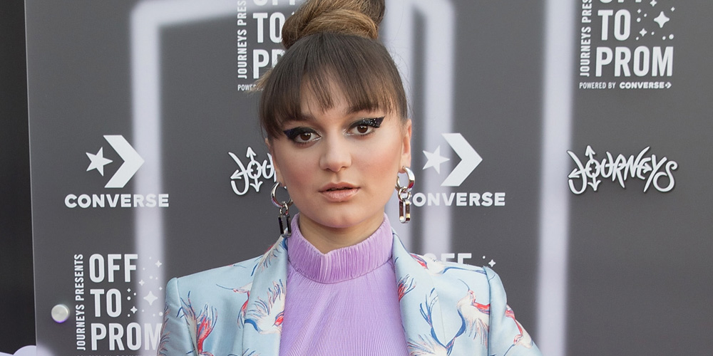 Singer Daya Comes Out as Bisexual In Powerful Instagram Post; Reveals ...