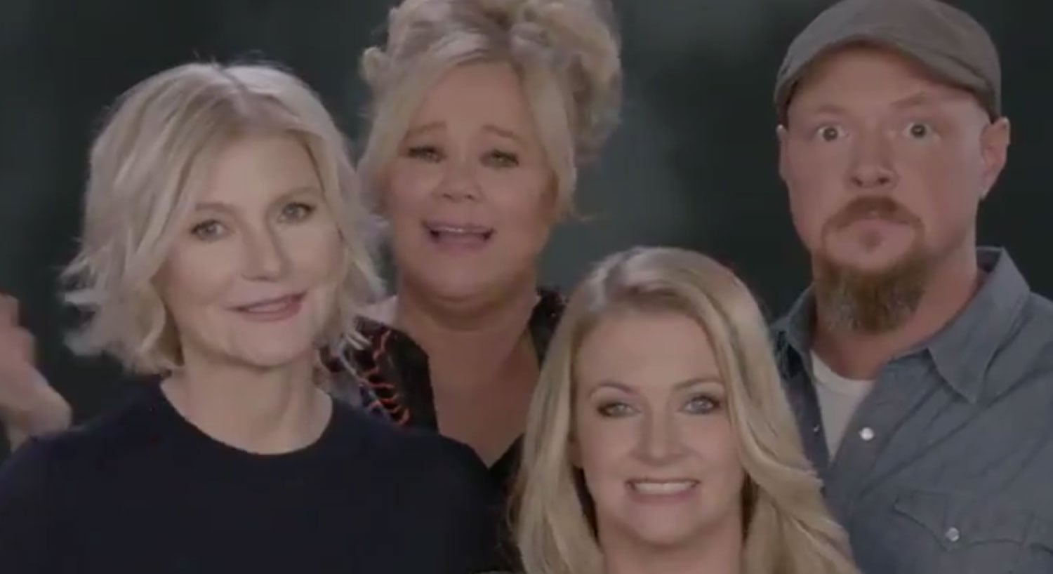 Original ‘Sabrina’ Cast Has a Message for New ‘Chilling Adventures of Sabrina’ Cast! (Video)