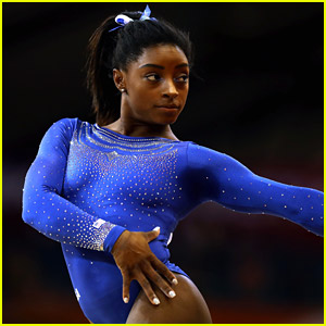 Simone Biles Competed With A Kidney Stone at Artistic Gymnastics Championships This Weekend
