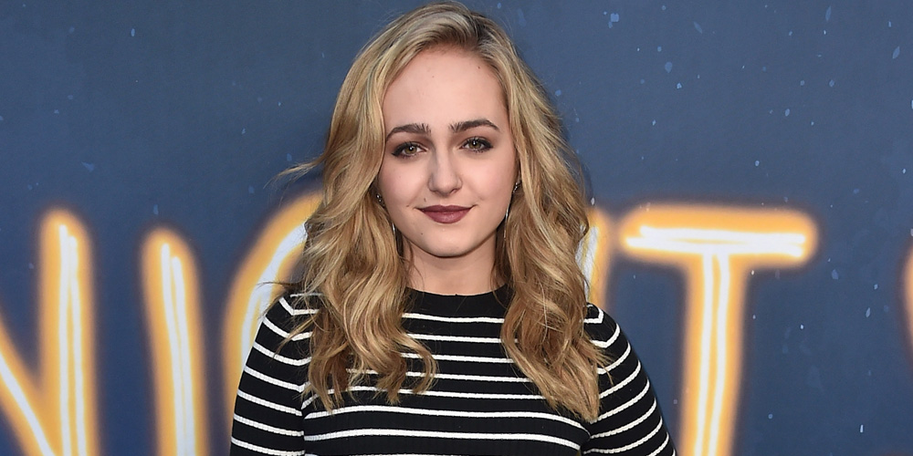 Sophie Reynolds Shares New Selfie With Shaved Hair