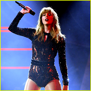 Taylor Swift Performs 'I Did Something Bad' at American Music Awards 2018 (Video)
