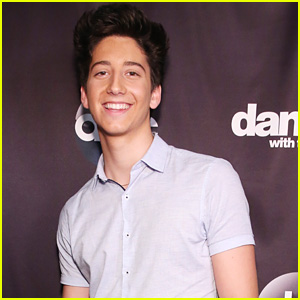 Milo Manheim 'Breaks The Internet' By Flashing Abs In New Pic