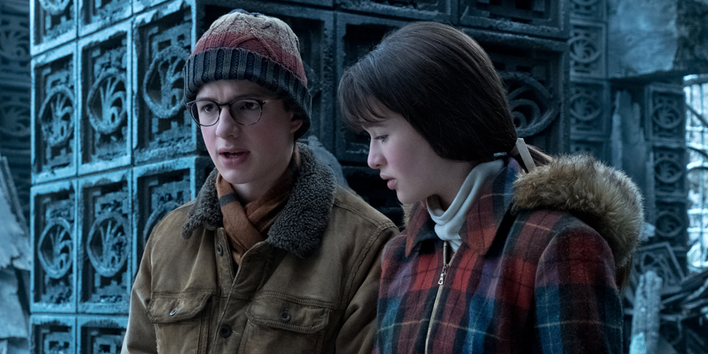 See All The Pics of Malina Weissman & Louis Hynes From ‘Series of Unfortunate Events’ Final Season