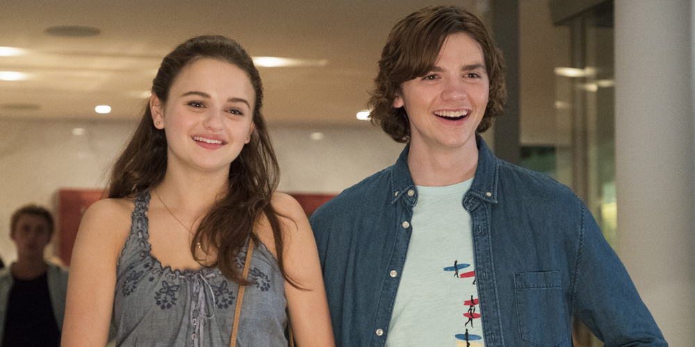 Joey King Pulls Down Joel Courtney’s Pants To Celebrate ‘The Kissing ...