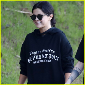 Selena Gomez Heads Out On Another Hike!