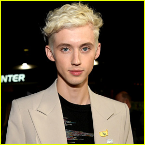 Troye Sivan Has The Realest Reaction To His Golden Globe Nomination