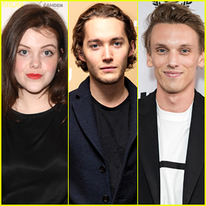 Toby Regbo talks about the cast of Reign, Francis and Harry Potter. 