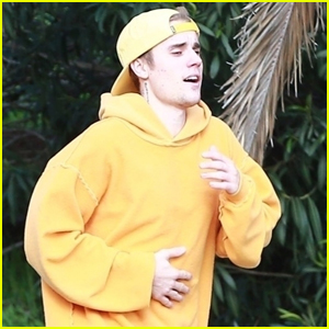 Justin Bieber Kicks Off His Morning with a Hike