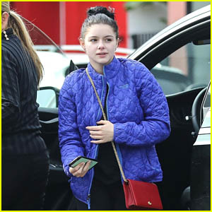 Ariel Winter Gets Her Hair Done in Hollywood
