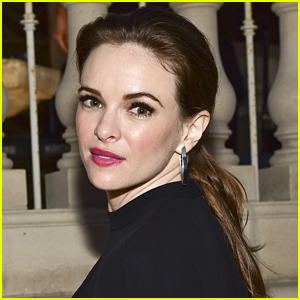 Danielle Panabaker Starts Directing Her First Episode of 'The Flash'