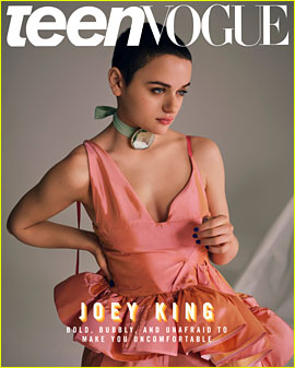 Joey King Speaks About Getting More Into Politics & Educating Herself on Issues