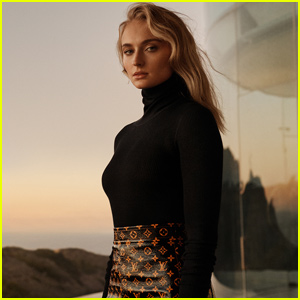 Sophie Turner Looks Stunning in 'Louis Vuitton' Campaign
