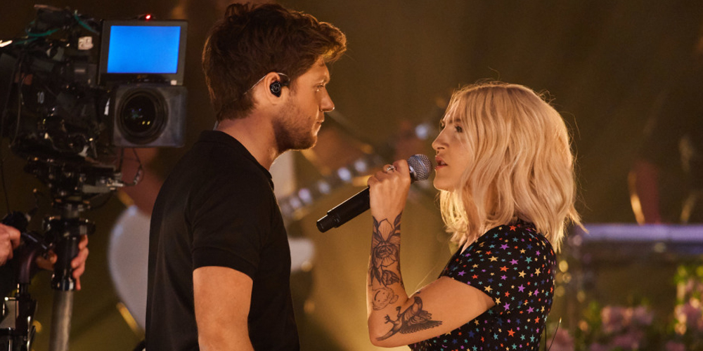 Niall Horan & Julia Michaels Sing ‘What a Time’ on ‘Late Late Show’ – Watch!