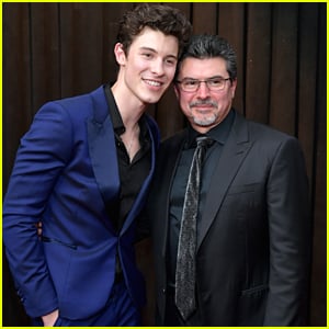 Shawn Mendes Brings Dad Manuel To Grammys 2019