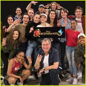 Dove Cameron & Kenny Ortega Confirm 'Descendants 3' Post Production is Officially Done!
