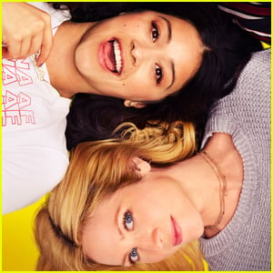 Gina Rodriguez & Brittany Snow Star in First 'Someone Great' Trailer - Watch Here!