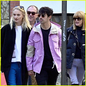 Sophie Turner's Parents Join Her & Fiance Joe Jonas for Lunch!