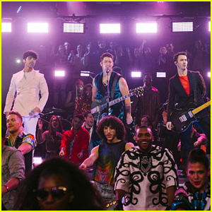 Jonas Brothers Perform 'Sucker' on 'Late Late Show' - Watch Now!