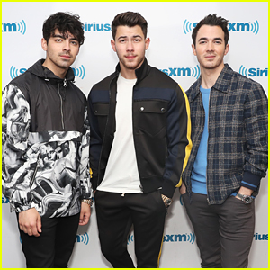 Jonas Brothers Have 40 New Songs Ready To Release