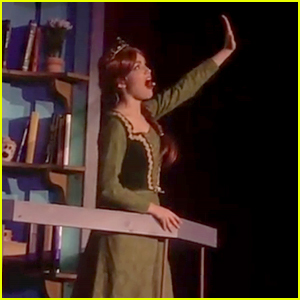 Watch Rachel Zegler Play Fiona in 'Shrek'!