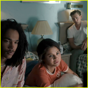 Selena Gomez Stars in First Trailer for 'The Dead Don't Die'