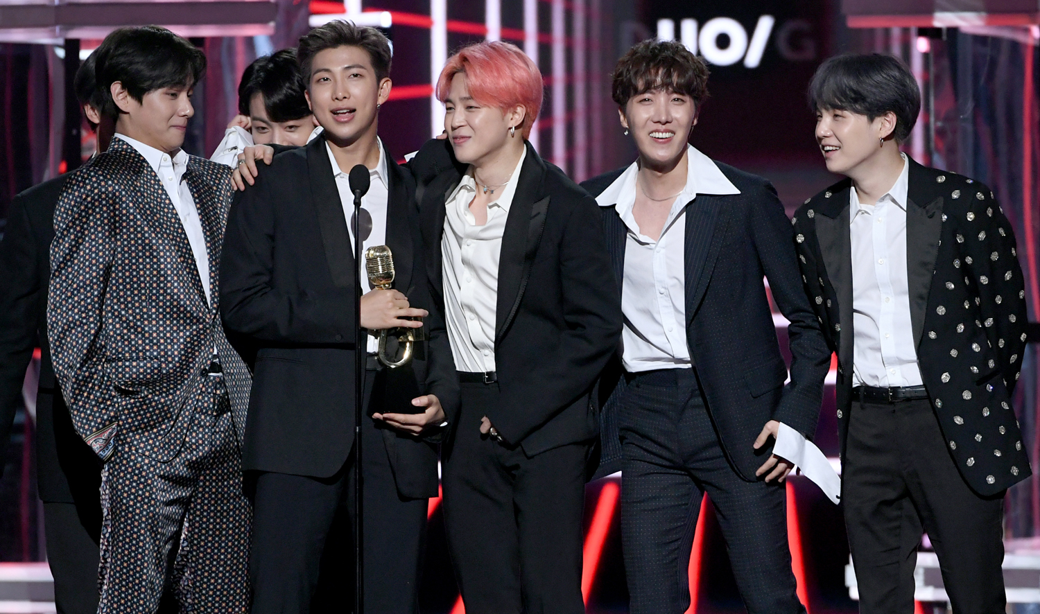 BTS Share Love for Their Fans After Their Big 2019 Billboard Music ...