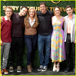 Hayley Orrantia & 'Goldbergs' Stars Step Out For 'Toast To the Arts' Emmy Event