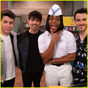 Check Out A New Sneak Peek of the Jonas Brothers on 'All That' Reboot!