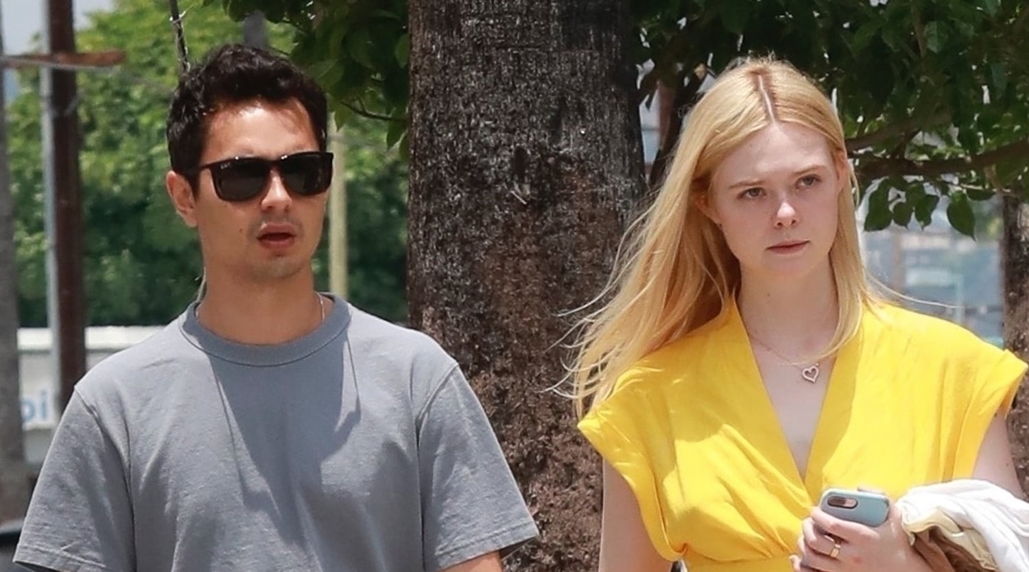 Elle Fanning Goes Shopping with Boyfriend Max Minghella!