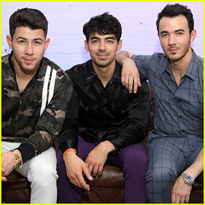 Jonas Brothers Add Five New Dates To 'Happiness Begins' Tour