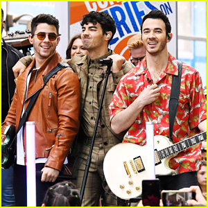 Nick, Kevin & Joe Jonas Bring Lots of 'Happiness' To 'Today' With Concert Performance