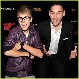 Justin Bieber Gifts Manager Scooter Braun With Funny Present For Birthday