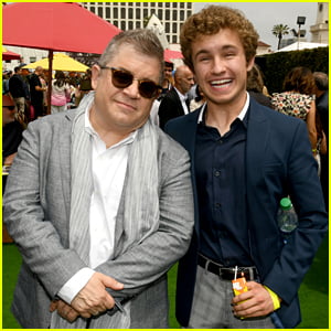Sean Giambrone Supports Patton Oswalt at the 'Secret Life of Pets 2' Premiere!