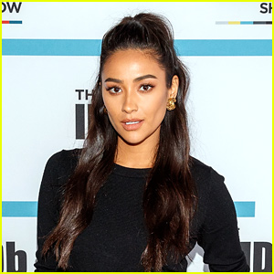 Shay Mitchell Goes For Her Pop Star Fantasy with Blue Hair!