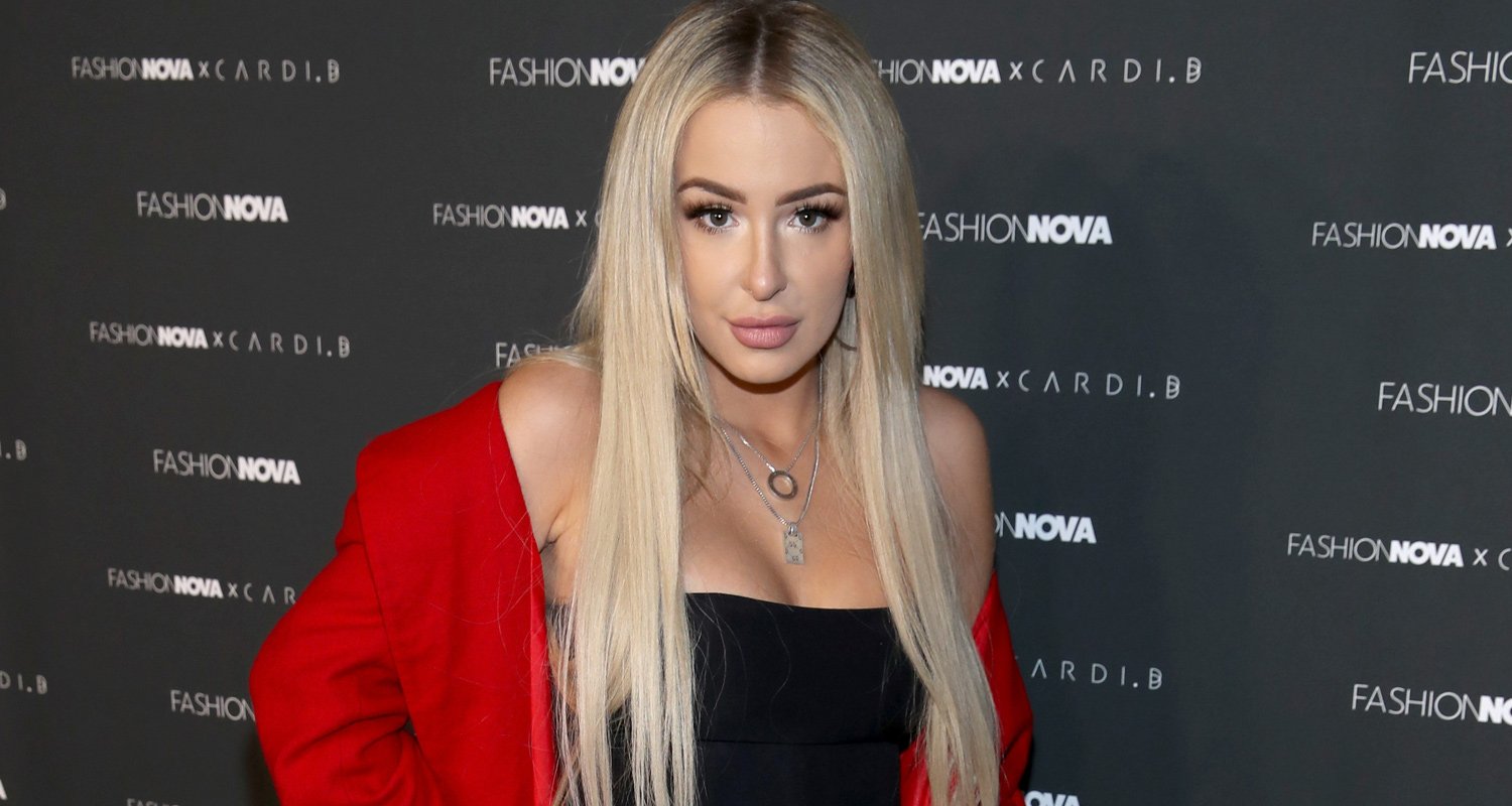 Tana Mongeau Reveals What Went Wrong At Tanacon One Year Later Tana 2189