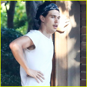Austin Butler Meets Up with a Friend in LA