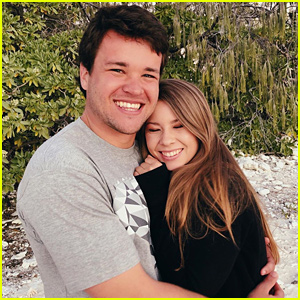 Bindi Irwin's Engagement Ring From Chandler Powell Is Gorgeous - Get All The Details!