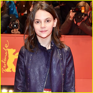 'His Dark Materials' Star Dafne Keen Reveals What Her Dæmon Would Be!