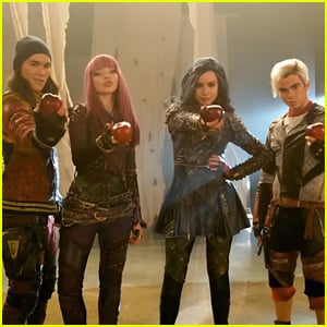 'Descendants' Releases New VK Mashup Music Video - Watch Now!