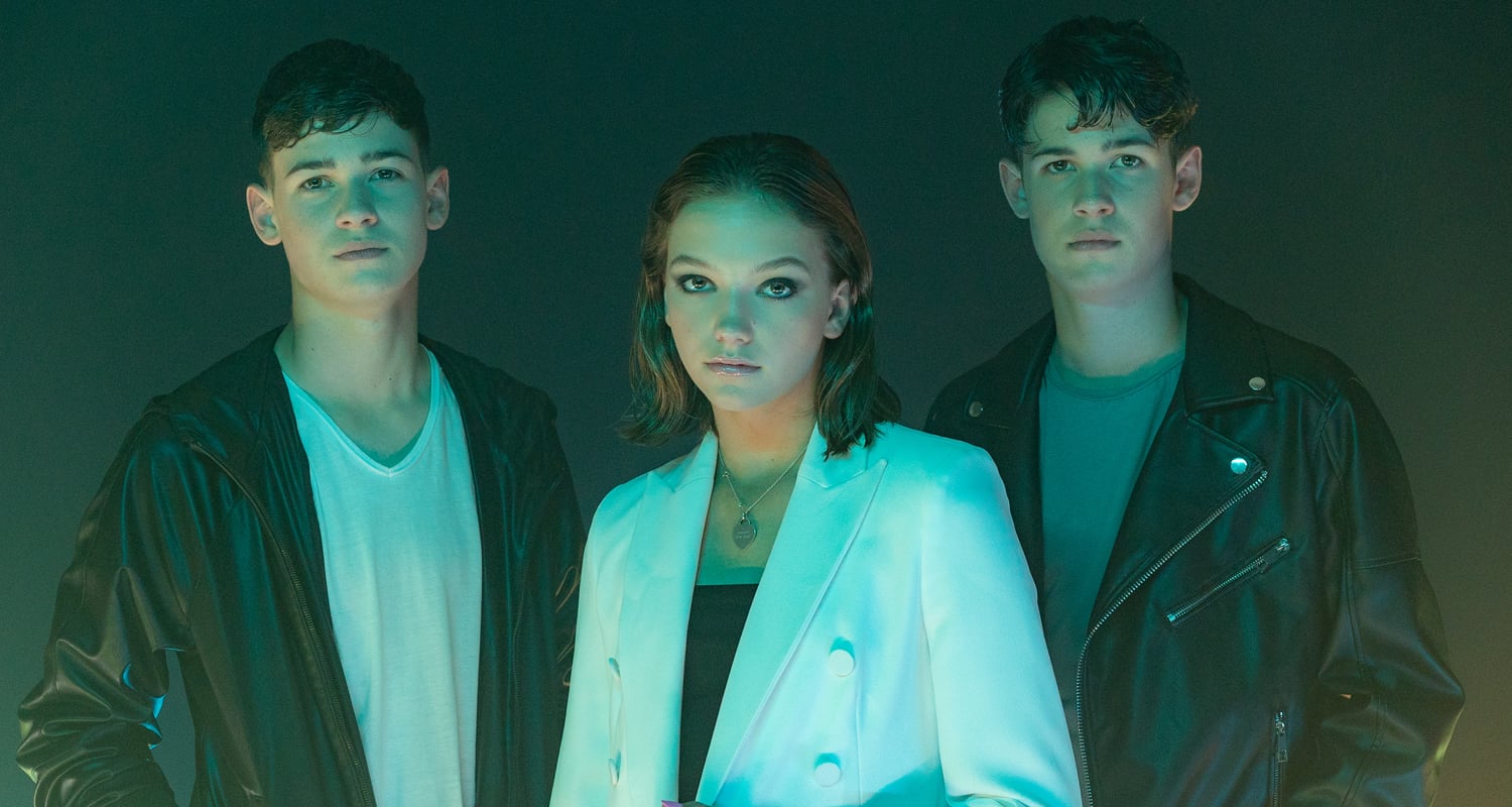 Jayden Bartels Teams Up With Max & Harvey For New Song ‘Electric’ – Listen Now!