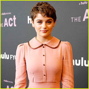Joey King Does 'Kissing Booth'-Inspired Bottle Cap Challenge (Video)