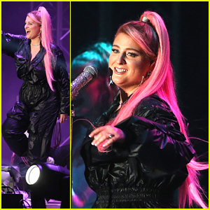 Meghan Trainor Had Pink Hair For Fourth of July Concert in Philadelphia
