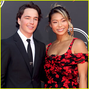 Snowboarder Toby Miller Said The Sweetest Thing About Girlfriend Chloe Kim
