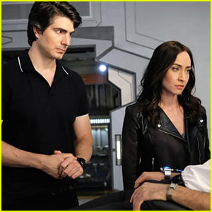 Brandon Routh & Courtney Ford Leaving 'Legends of Tomorrow' As Series Regulars