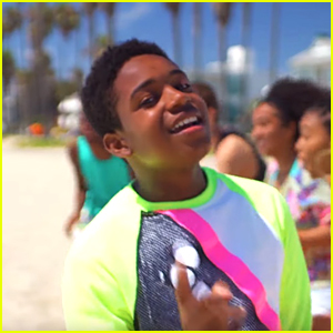 Issac Ryan Brown Shows Off His Dance Moves In 'Vibes' Music Video