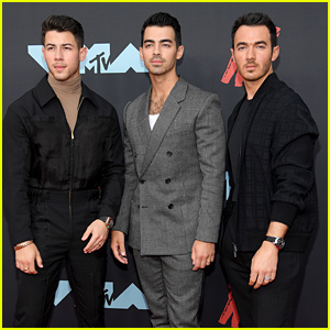 The Jonas Brothers Are Looking Sharp For The MTV VMAs 2019!