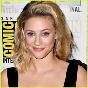 Lili Reinhart Gives Shout Out To Fans After 'Riverdale' Wins at Teen Choice Awards 2019