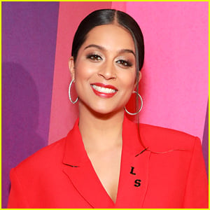 Lilly Singh Says Goodbye to iiSuperwomanii & Changes Handle on Instagram