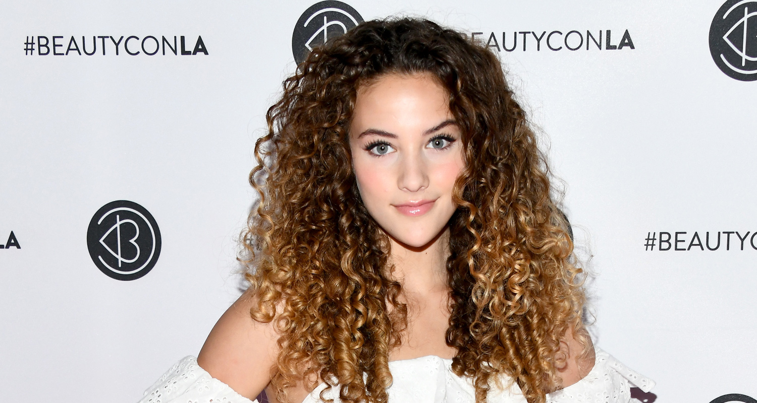 Sofie Dossi Returns To ‘americas Got Talent In Epic Performance Americas Got Talent Sofie 