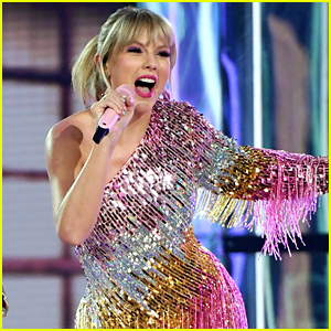 Taylor Swift’s ‘Lover’ Already Has Nearly a Million Pre-Sales! | Music ...